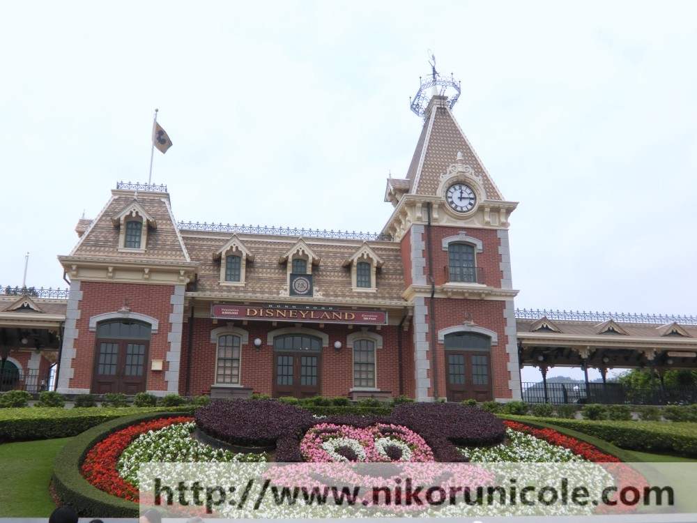 Travel-Hong-Kong-Disneyland-Lifestyle-Blogger-Nikoru-Nicole14