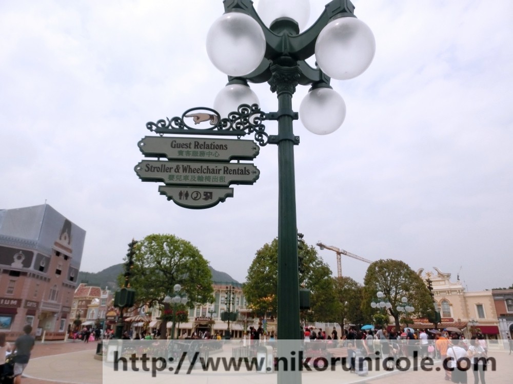 Travel-Hong-Kong-Disneyland-Lifestyle-Blogger-Nikoru-Nicole16